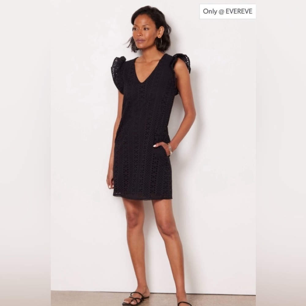 EVEREVE X-small Tinsley Mini Eyelet Black Dress